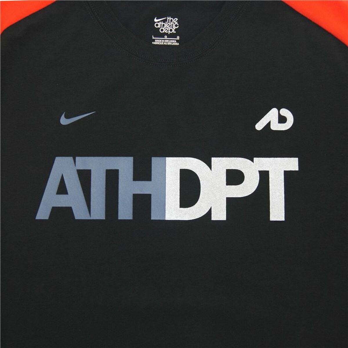 Nike Sportswear Men's T-Shirt - Black - product view 11
