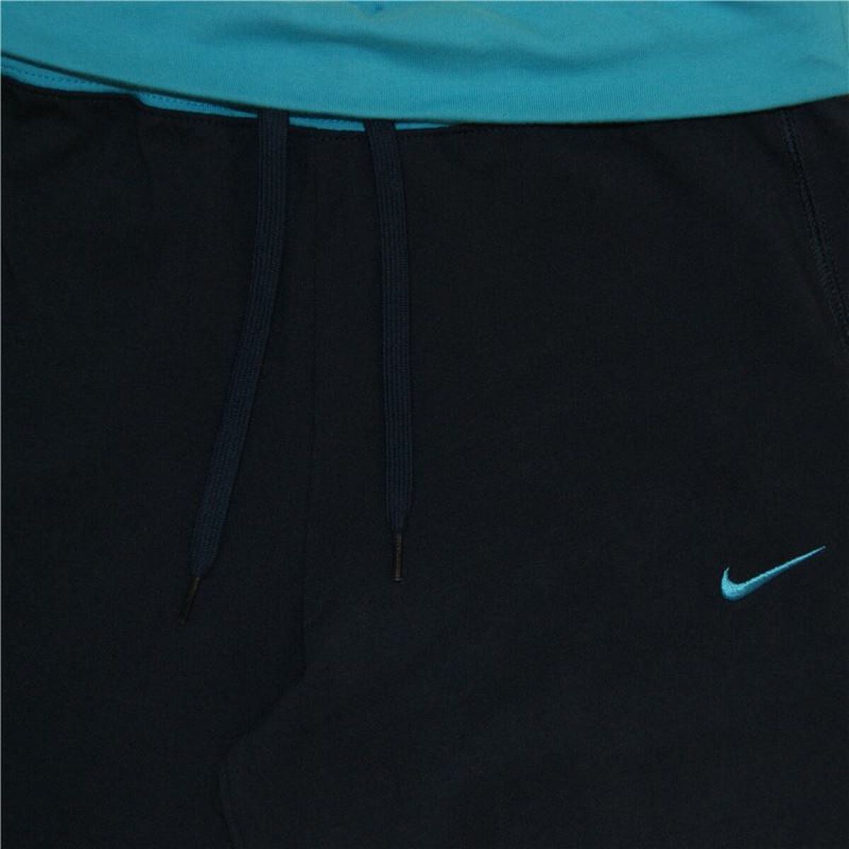 Nike N40 J Capri Women's Shorts - Black - product view 3