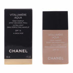 Chanel Vitalumière Aqua Foundation - product view 13