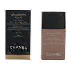 Chanel Vitalumière Aqua Foundation - product view 10