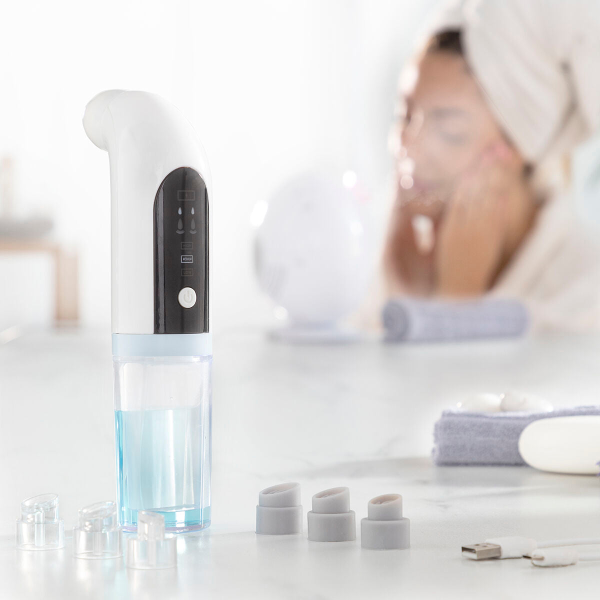 InnovaGoods Mitesser-Reinigungs-Set CBD
