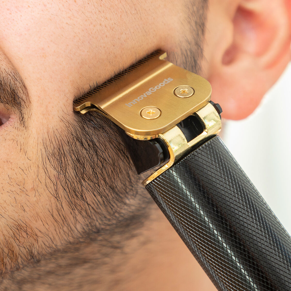 Professional Wiederaufladbar Haar Clipper mit Accessories Triher InnovaGoods