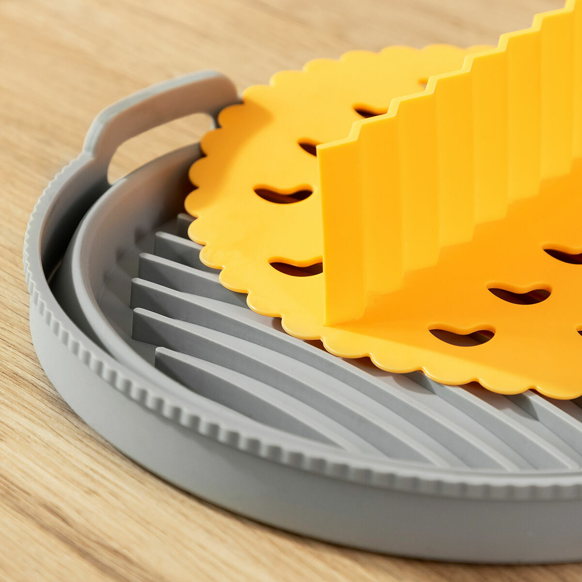 InnovaGoods Klappbar Silikon Korb für Heißluftfritteuse Fliynner