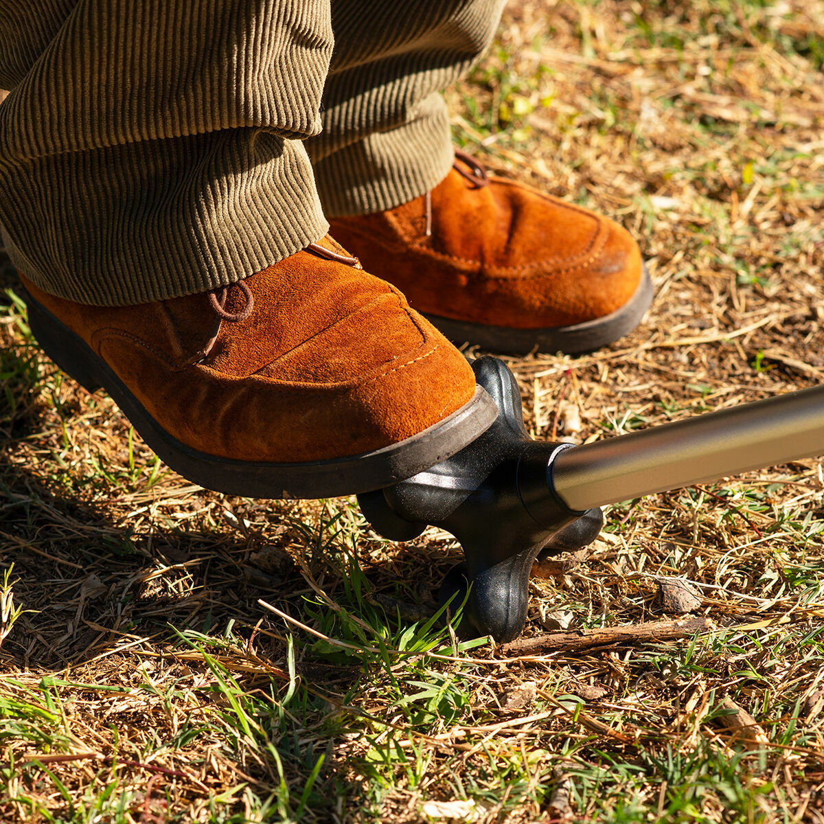 Extendable Walking Stick mit LED, Alarm & Grabber Hannde InnovaGoods