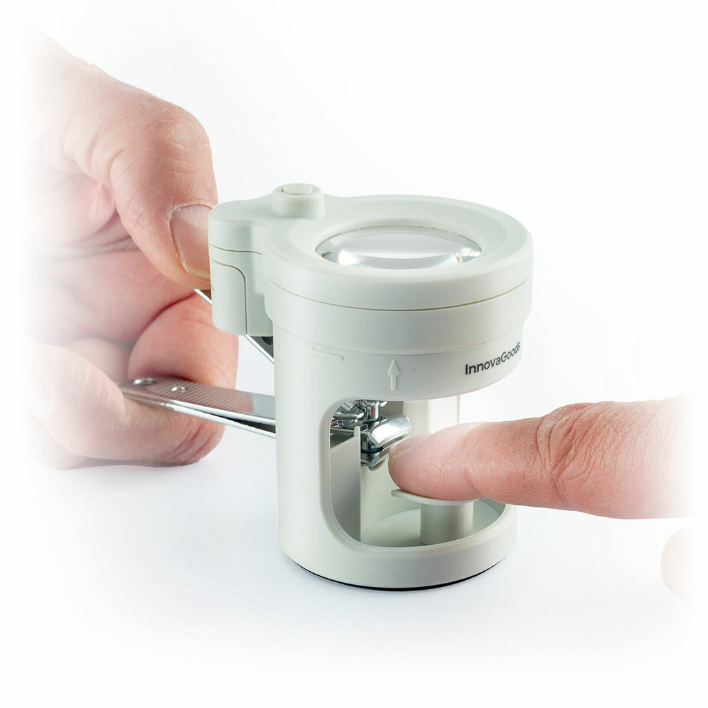 Nail Clippers mit LED-Licht, Magnifying Glas & File Clail InnovaGoods