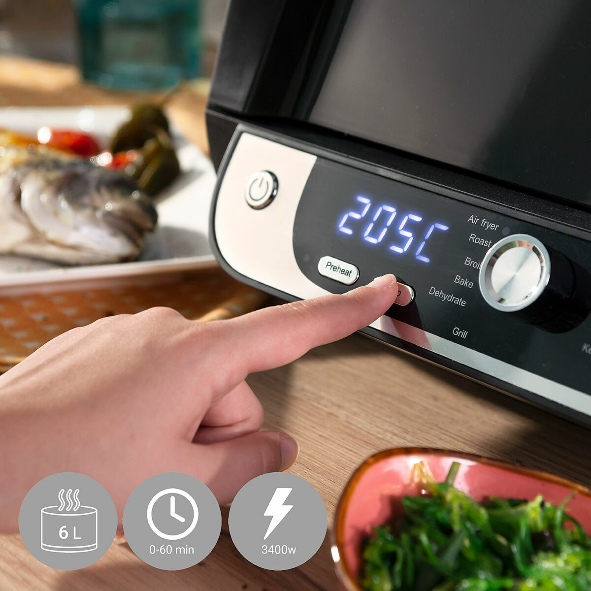 InnovaGoods Heißluftfritteuse mit Grill, Zubehör & Recipe Book Fryinn 12-in-1 6000 Schwarz