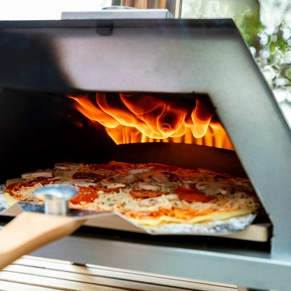 InnovaGoods Pellet Pizza Backofen mit Zubehör Pizzahven