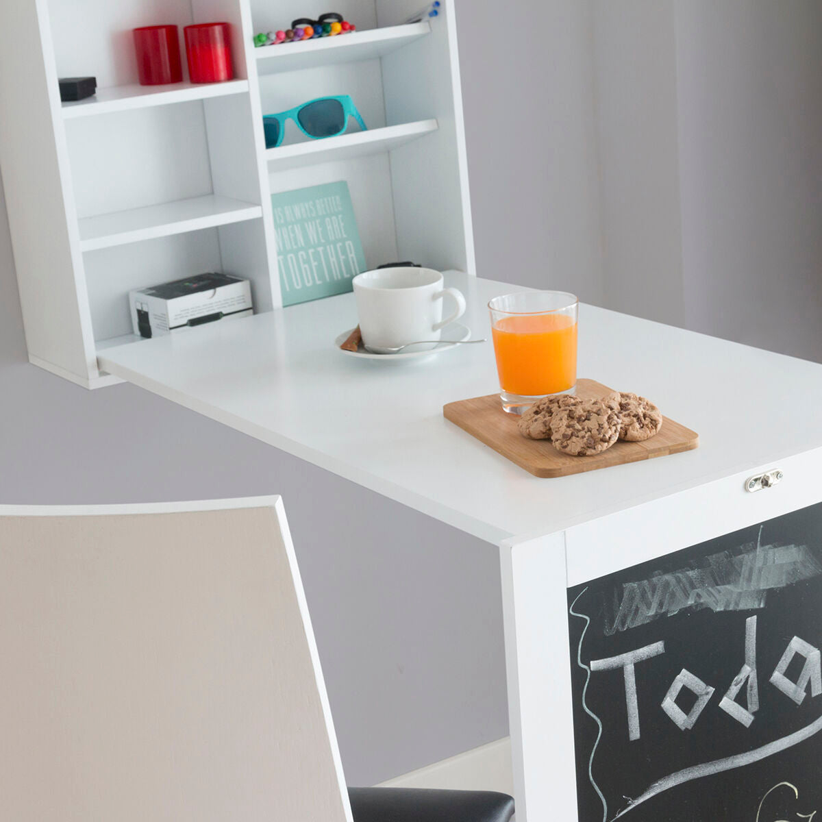 InnovaGoods Foldable Wand Desk Woldy