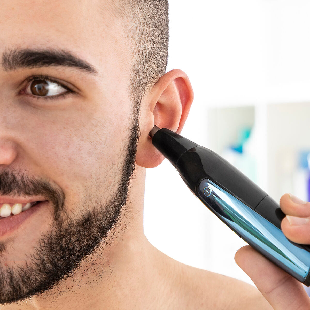 4 in 1 Wiederaufladbar Ergonomic Multifunction Shaver Trimfor InnovaGoods – Produktbild 7