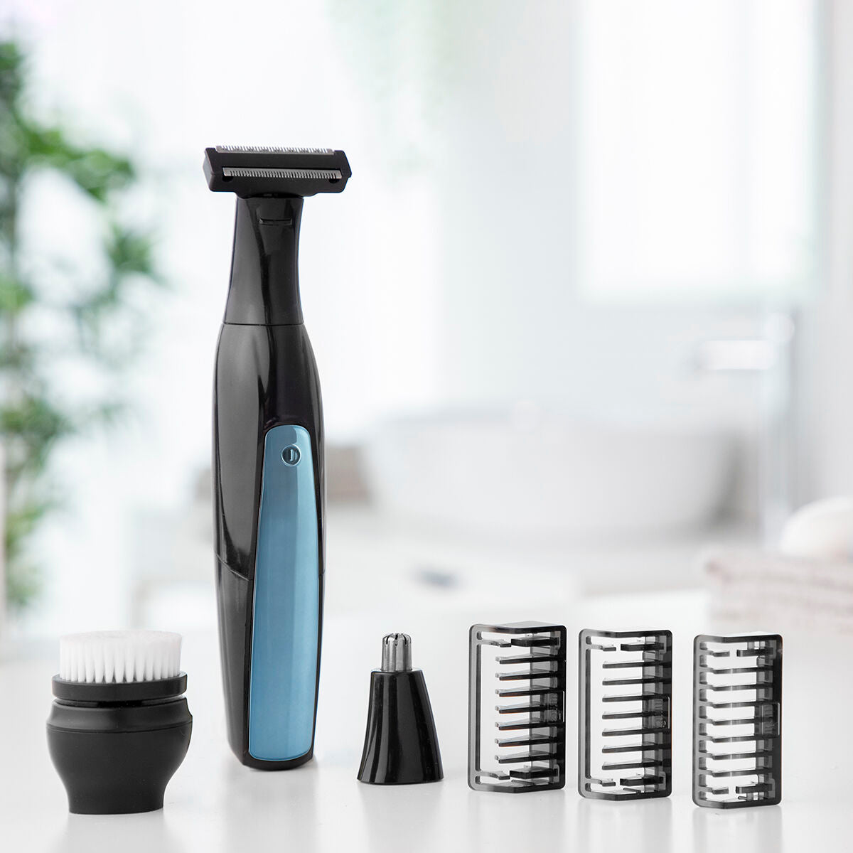 4 in 1 Wiederaufladbar Ergonomic Multifunction Shaver Trimfor InnovaGoods – Produktbild 9