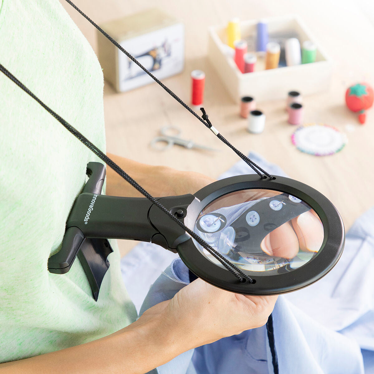 Hands-Free Magnifying Glass with LED light Zooled InnovaGoods – Produktbild 1