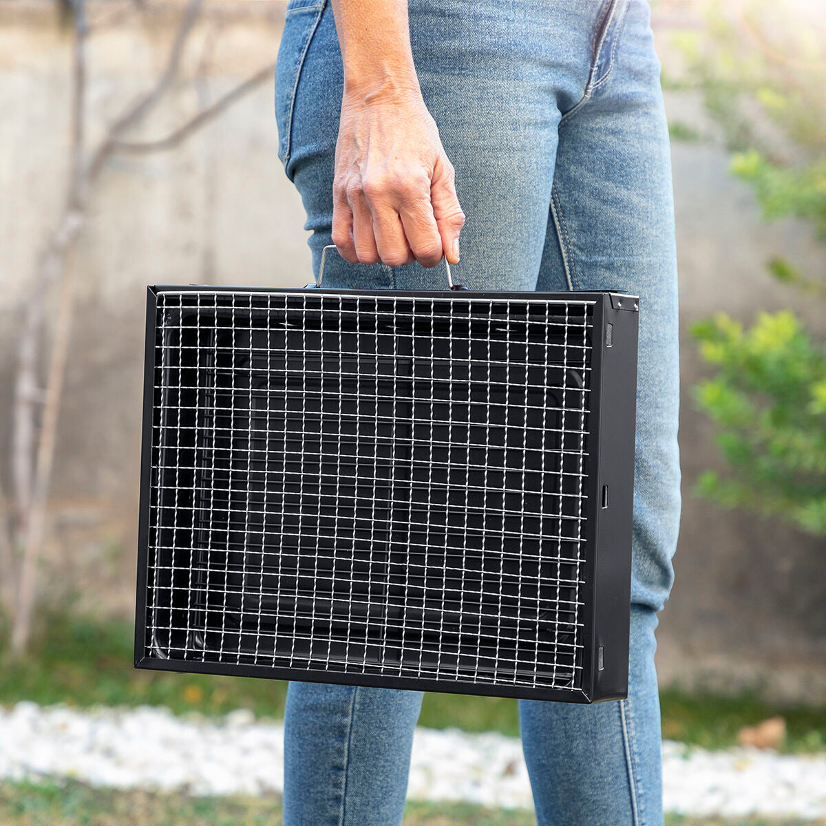 Klappbar Tragbar Barbecue für use mit Charcoal BearBQ InnovaGoods