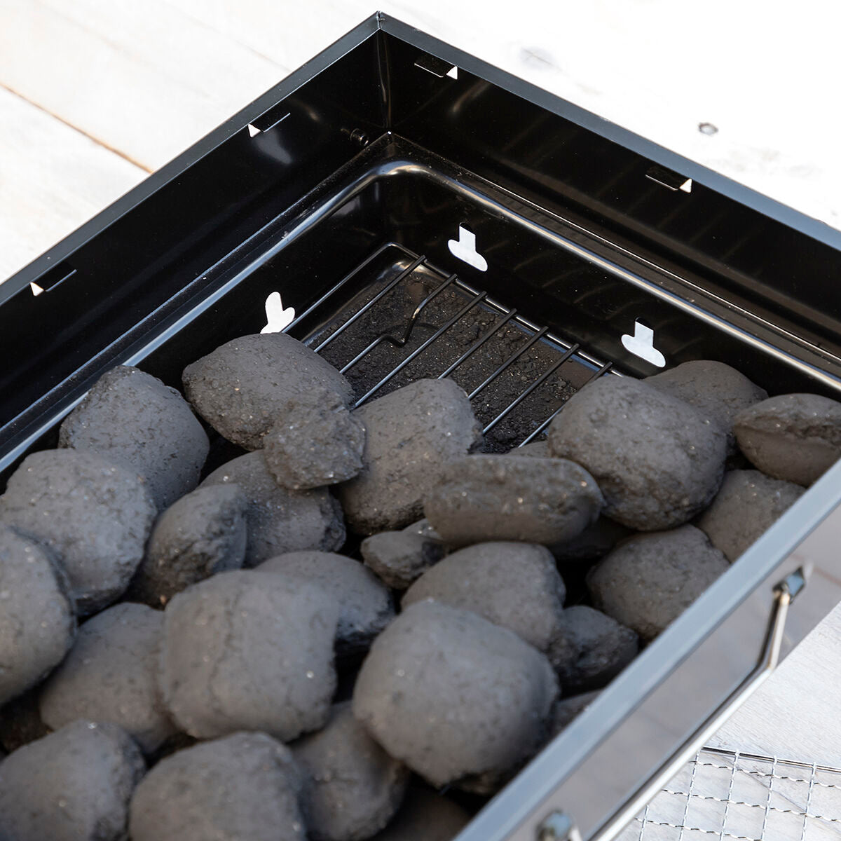 Klappbar Tragbar Barbecue für use mit Charcoal BearBQ InnovaGoods
