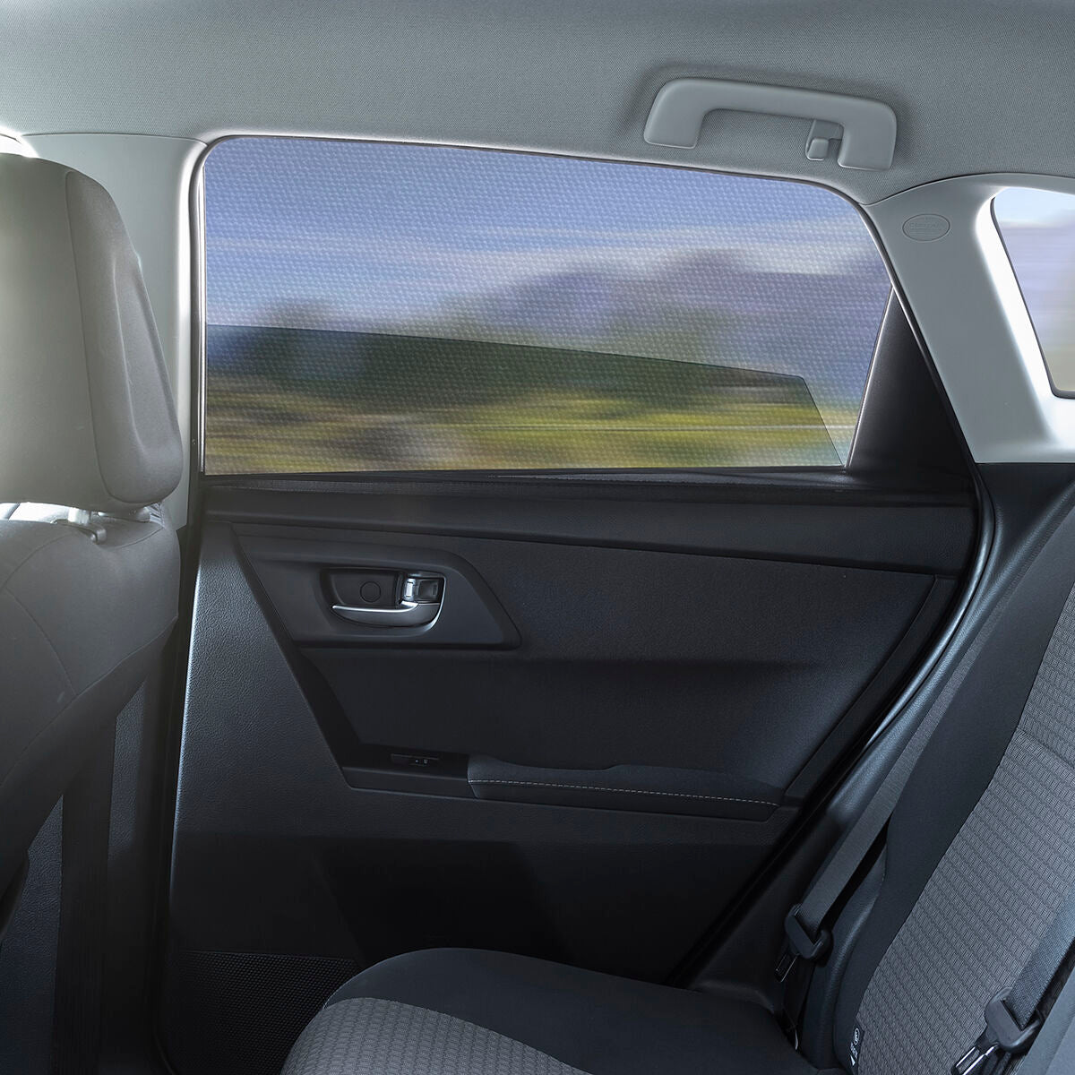 InnovaGoods Mesh Sunshade für the Auto UVlock
