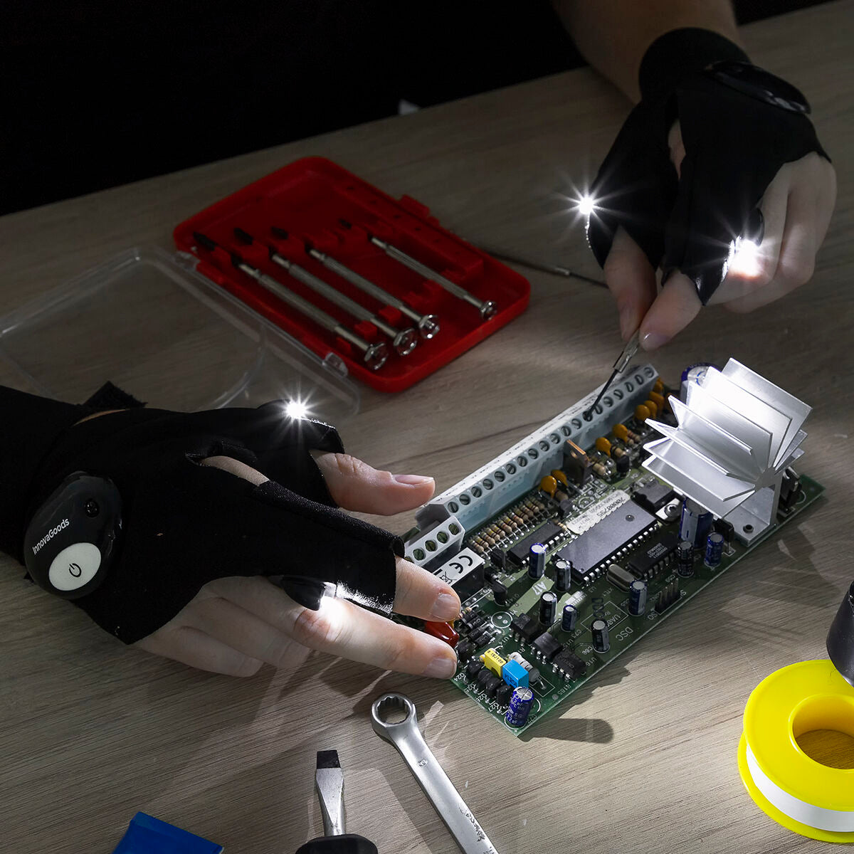 Gloves with LED Light Gleds InnovaGoods 2 Stück – Produktbild 4