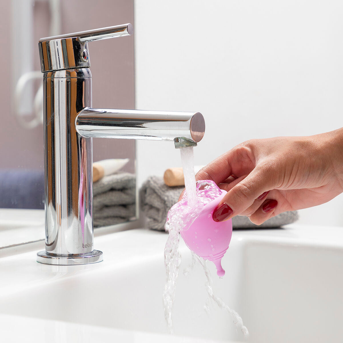 InnovaGoods Menstrual Tasse mit Zubehör Kuppy