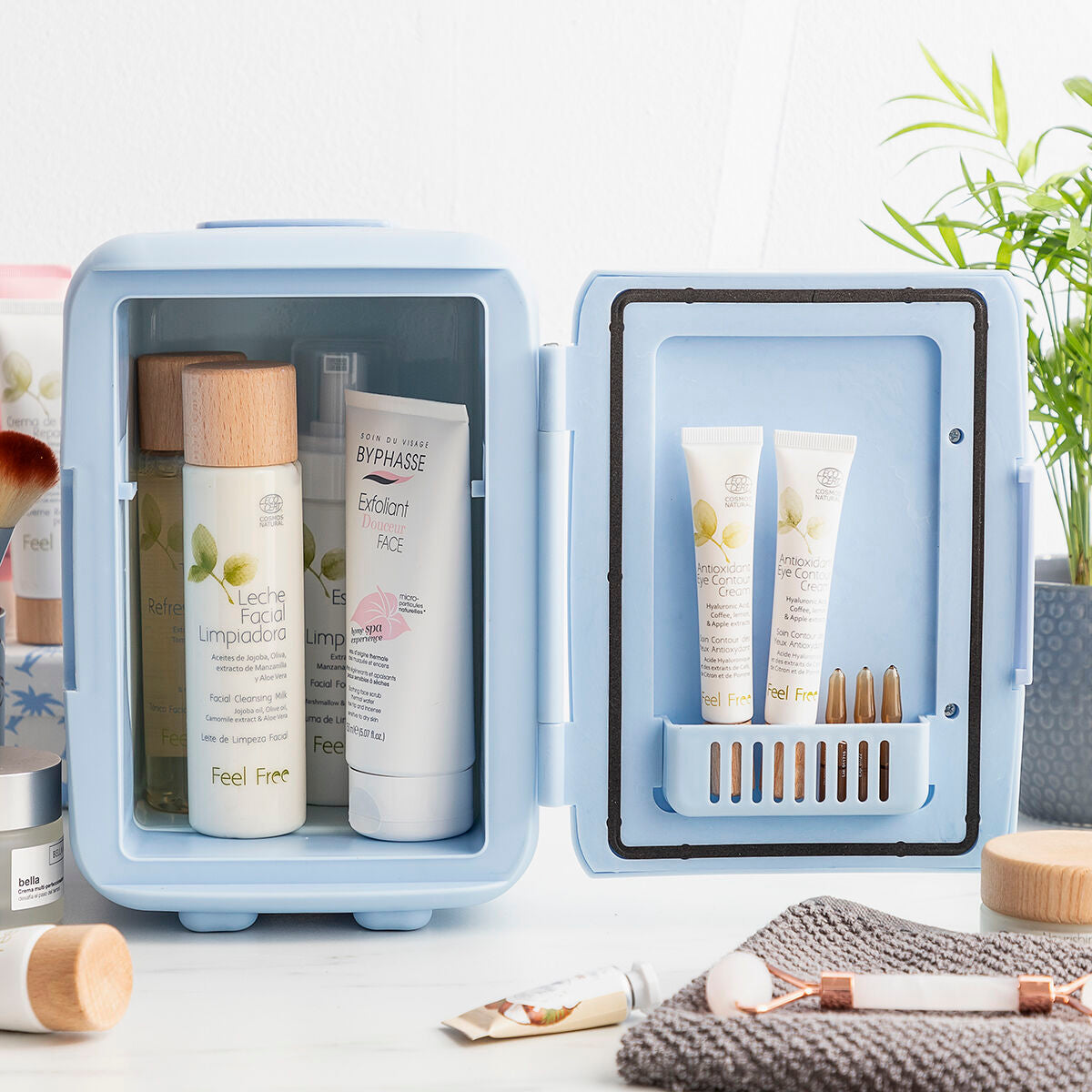 InnovaGoods Mini Cosmetics Fridge Frecos