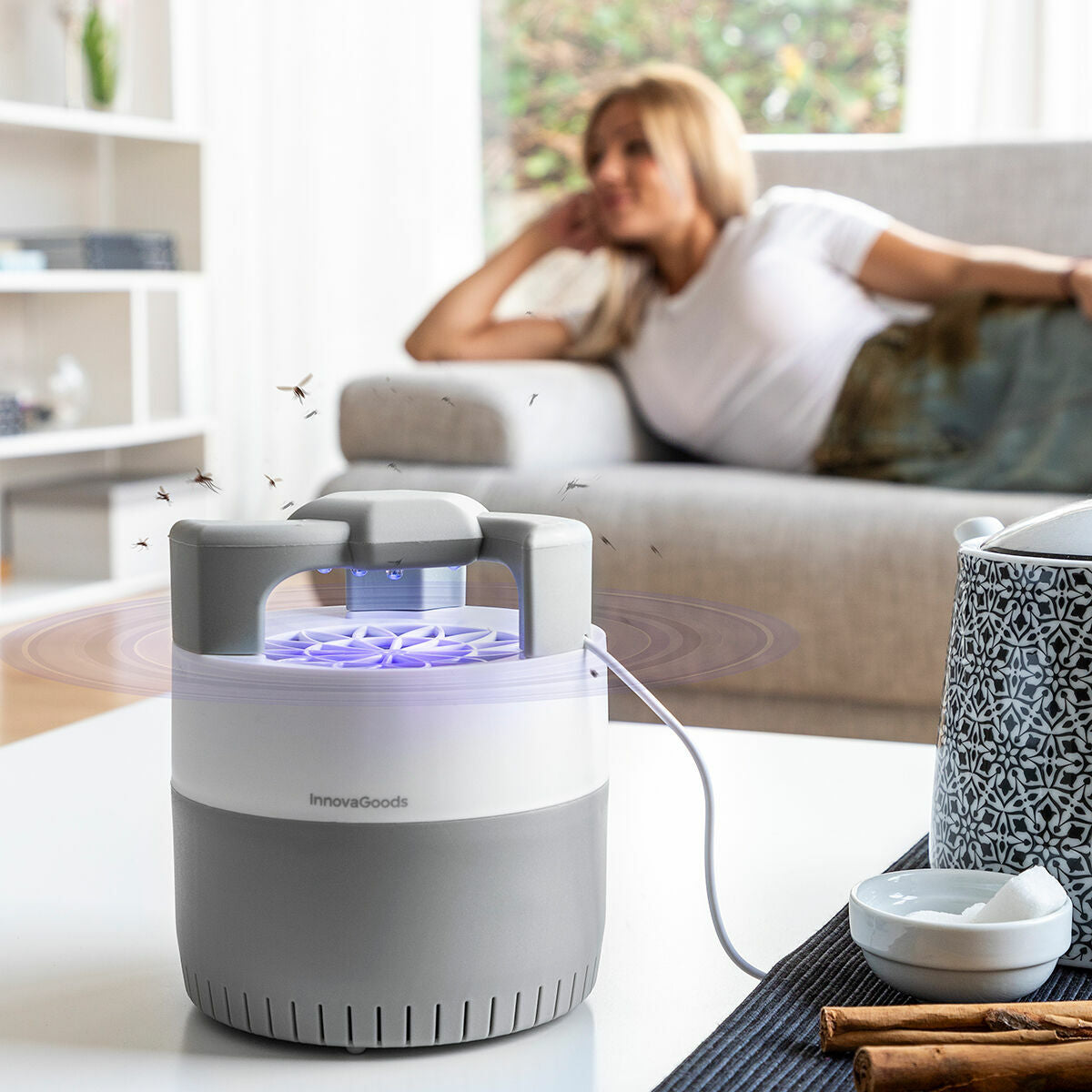 Anti-mosquito Suction Lamp KL Silen InnovaGoods – Produktbild 1