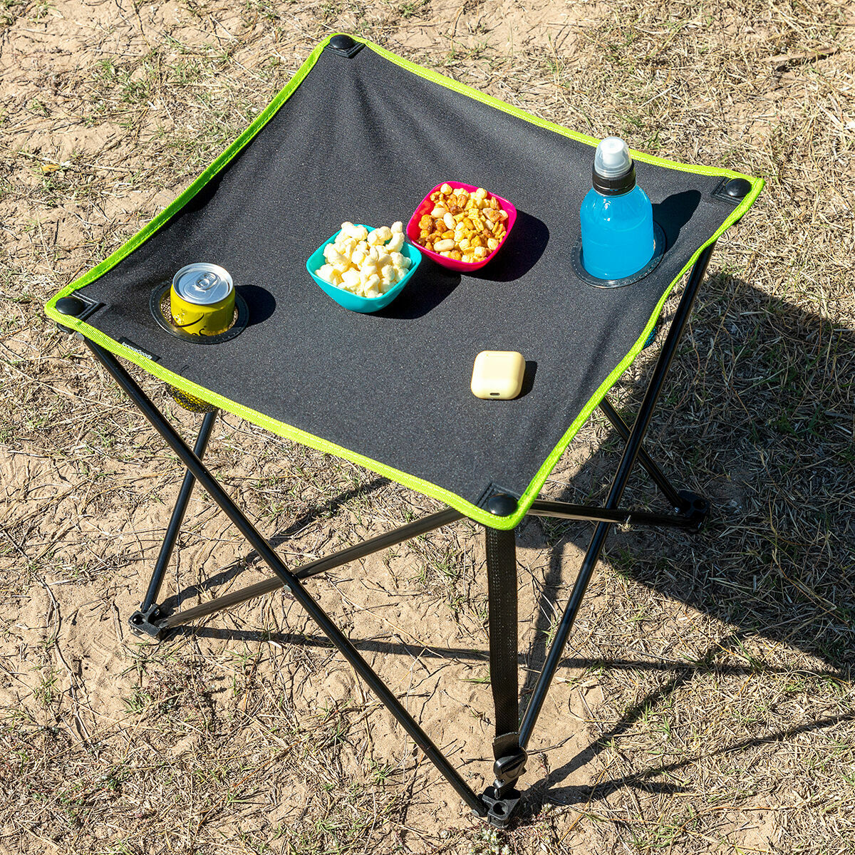 InnovaGoods Klappbar Textil Campingtisch mit Abdeckung Cafolby
