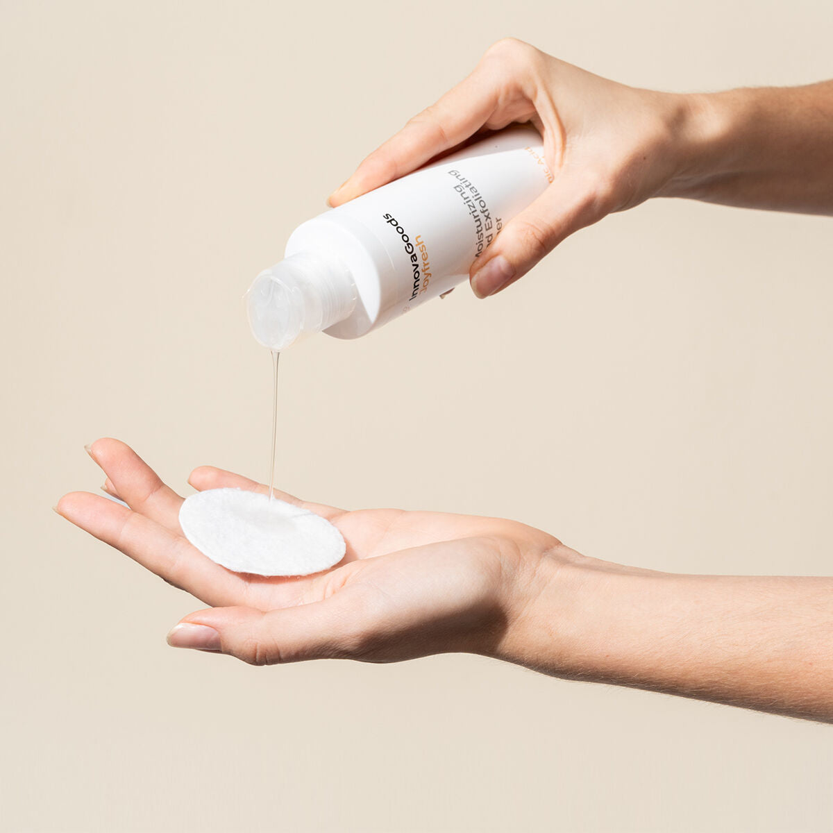 InnovaGoods Feuchtigkeitsspendender Peeling-Gesichtstoner Reis Joyfresh 150 ml
