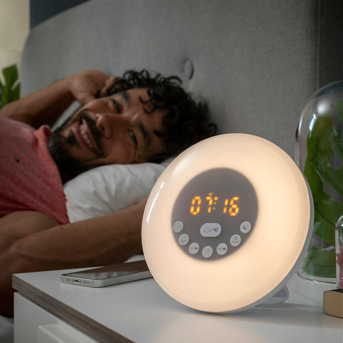 Wiederaufladbarer Lichtwecker mit Lautsprecher Sunrilk InnovaGoods – Produktbild 1