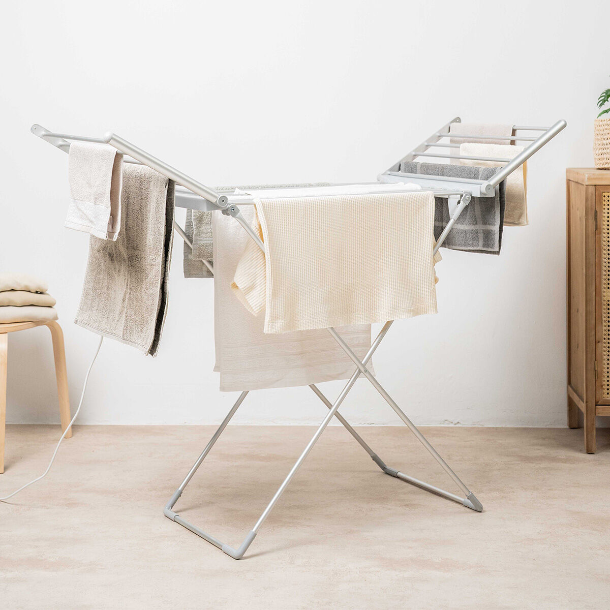 Foldable Elektrisch Clothes Trockner mit Wings, Touch Bildschirm, Timer, & Temperature Steuerung