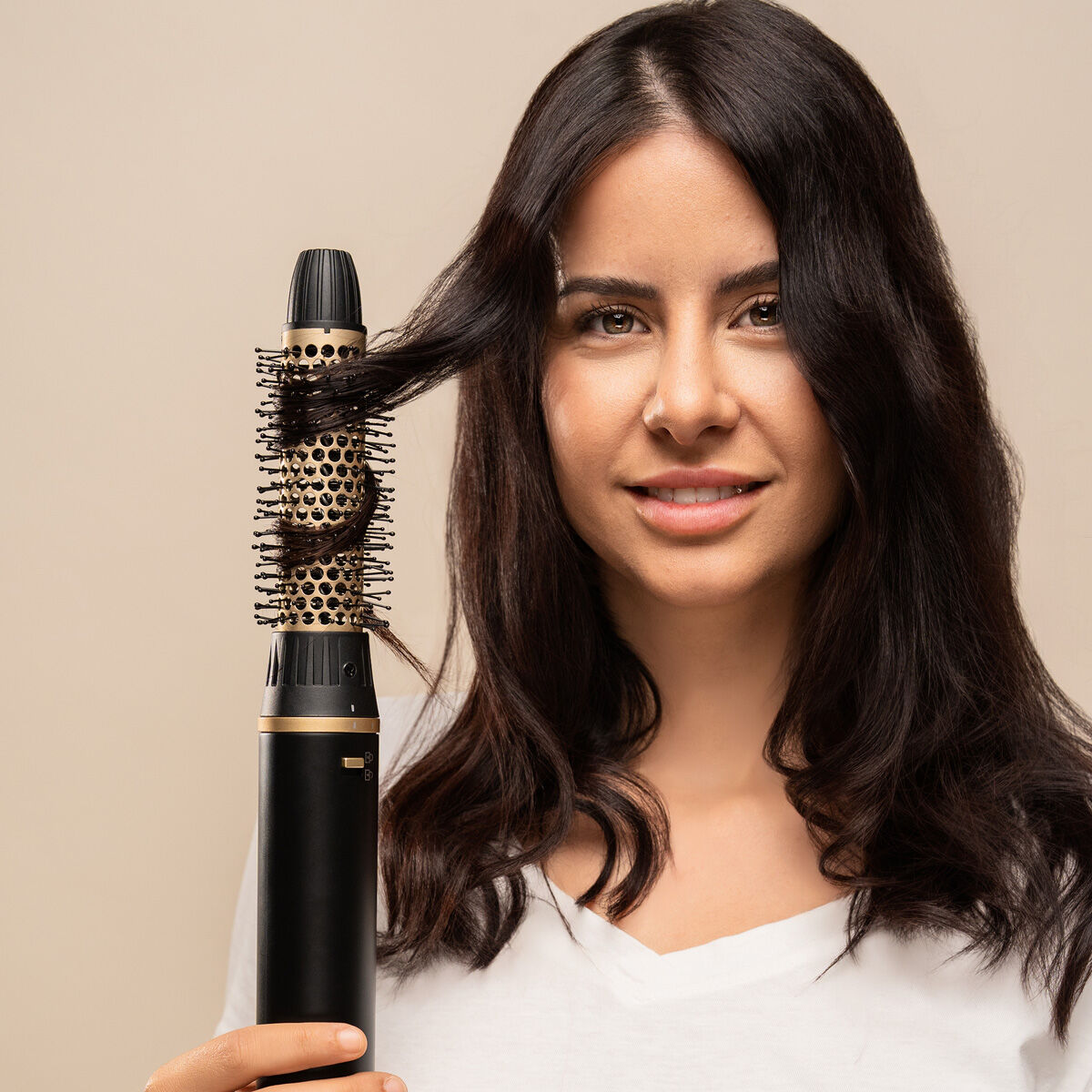 Ionic Multifunctional Air Trockner & Styler Bürste mit Coanda Technologie & 7 Zubehör Wavify